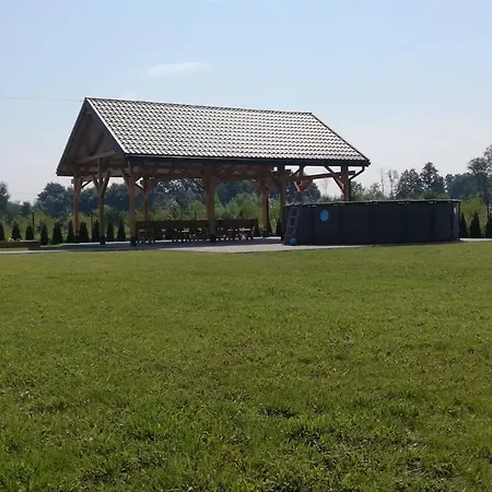 Domki Nad Jeziorem Niwka Niwka (Tarnow)
